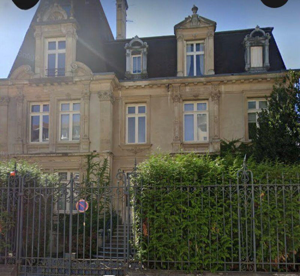 Location Appartement Très beau studio rue des Jardiniers Nancy