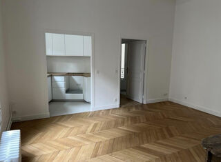  Appartement à louer 2 pièces 55 m²