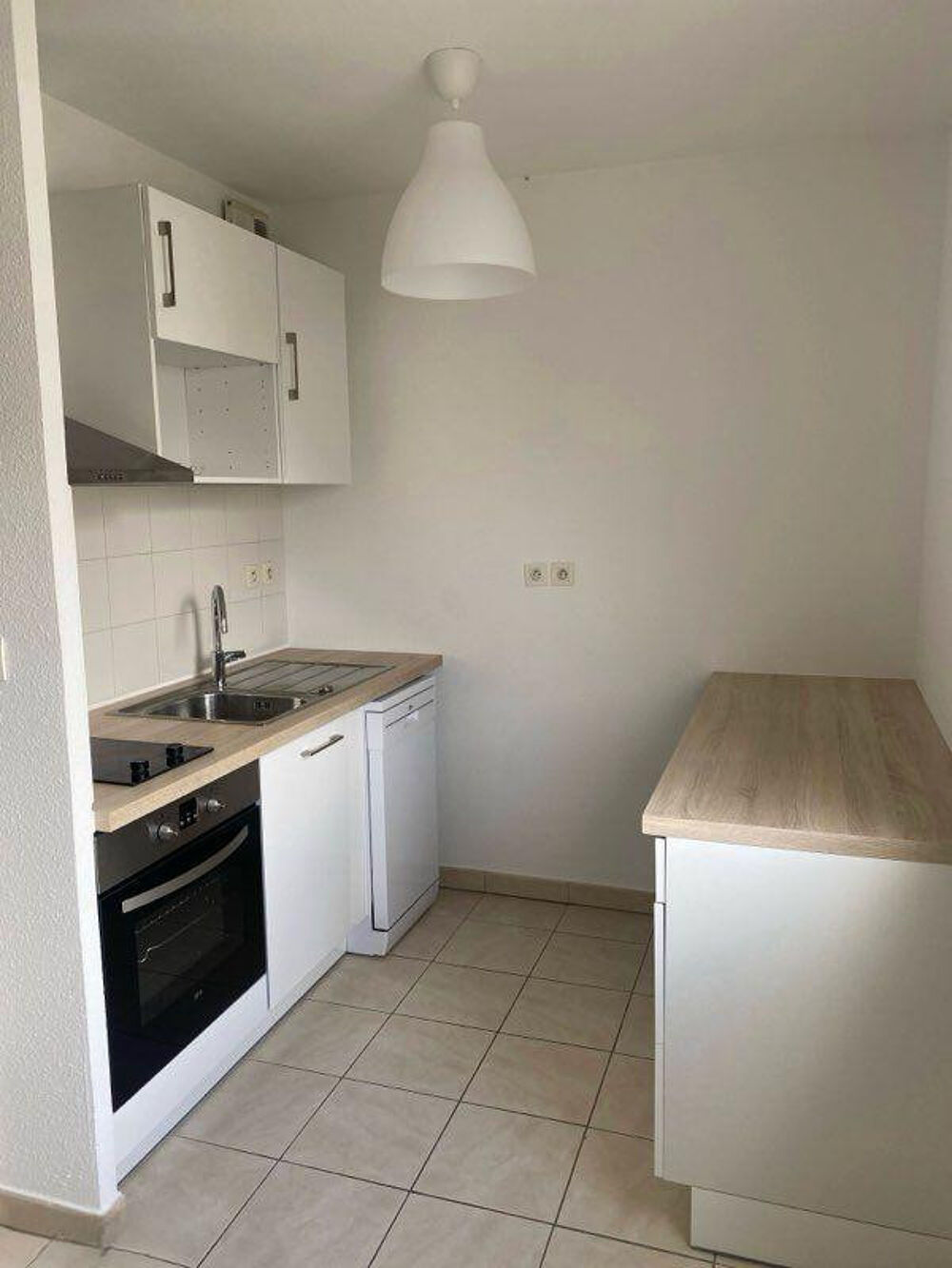 Location Appartement Studio meublé au cœur de Villeurbanne Villeurbanne