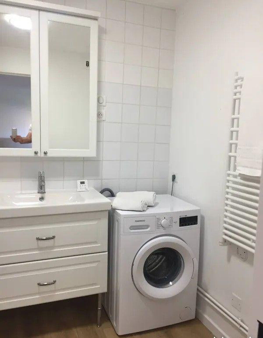 Location Appartement Beau 2P meublé rénové 31m² plein sud avec terrasse Aix-en-provence