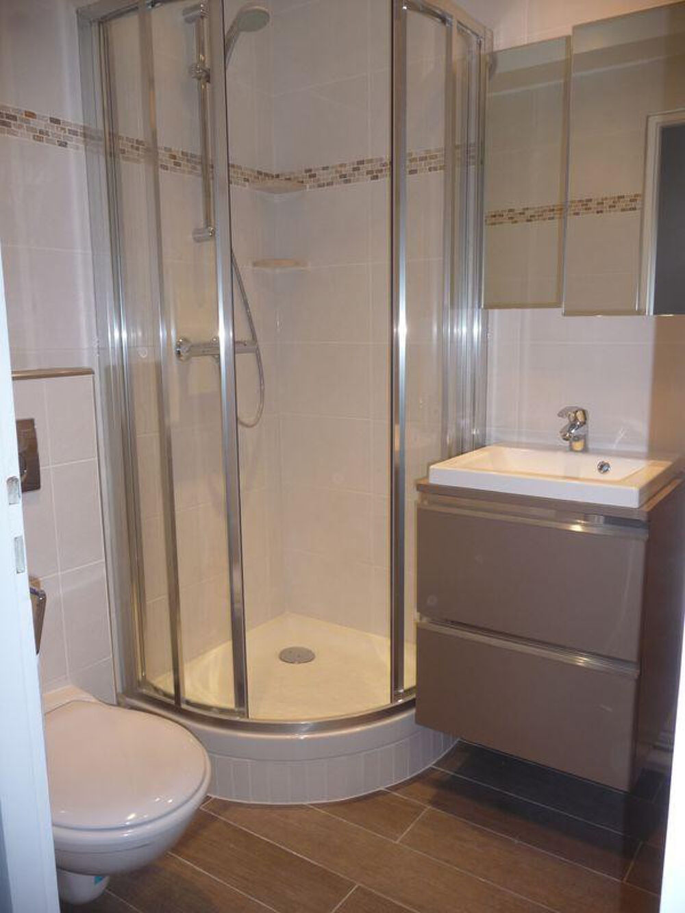 Location Appartement APPARTEMENT STUDIO en location meublée Paris 17èm Paris 17