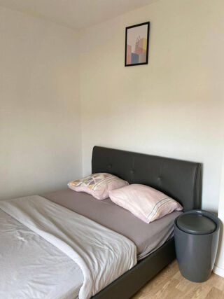  Appartement à louer 3 pièces 56 m²