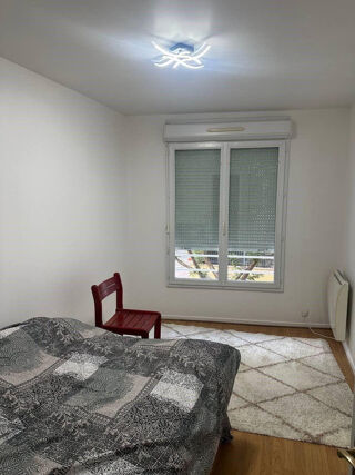  Appartement à louer 1 pièce 64 m²