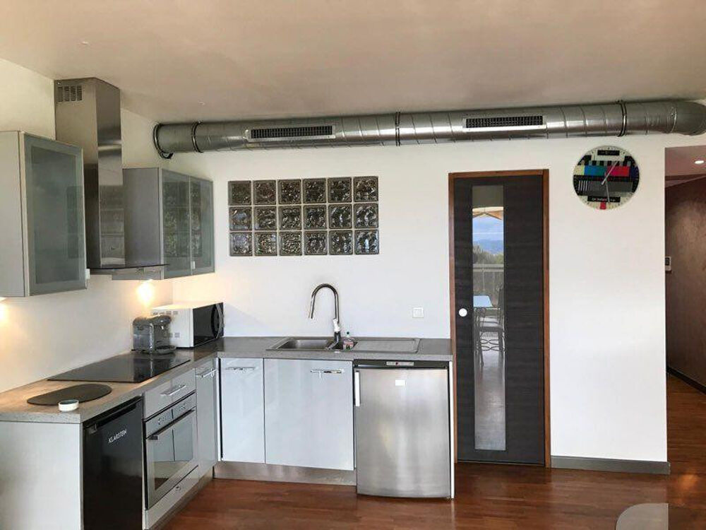 Location Appartement Beau 2P + Parking avec vue mer Nice