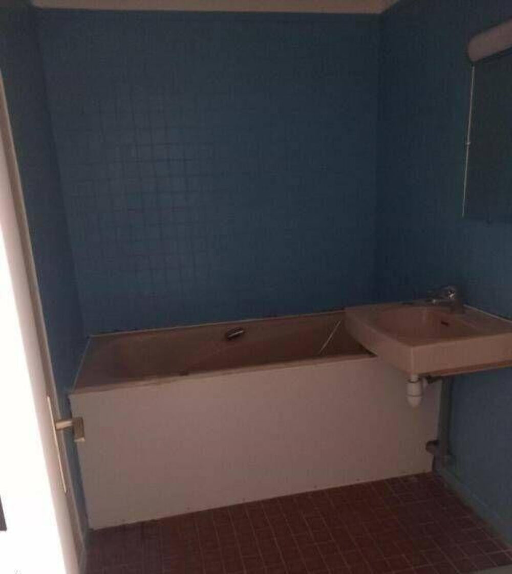 Location Appartement Beau studio 28 m² Marseille 5E à la Timone Marseille 5