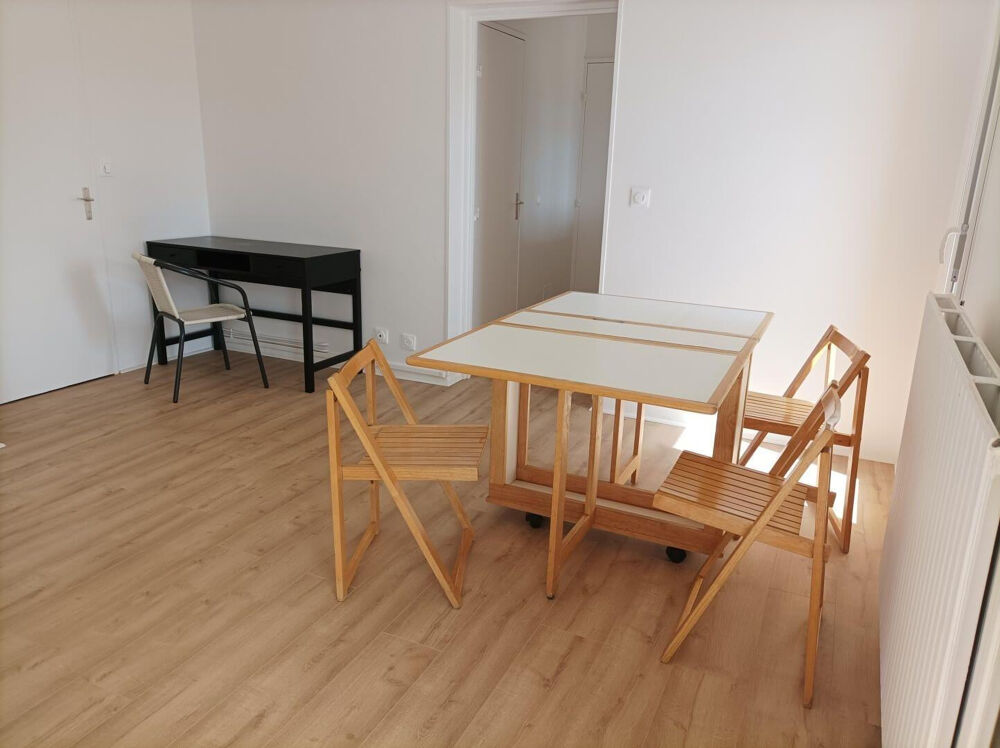 Location Appartement Beau 2P meublé 55m² avec balcon Maurepas
