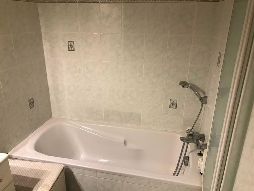 Location Appartement Coloc studieuse - RER 3 mins – supermarché 1 min Choisy-le-roi