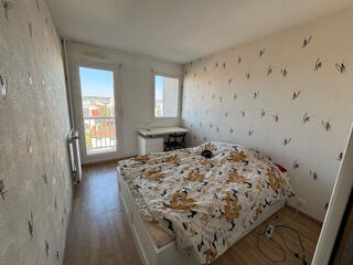 Appartement à louer 4 pièces 81 m²