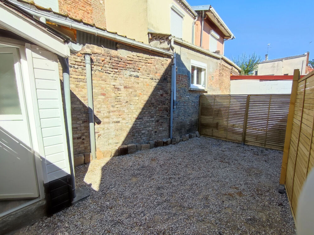 Location Appartement Charmant studio avec cour et mezzanine Amiens