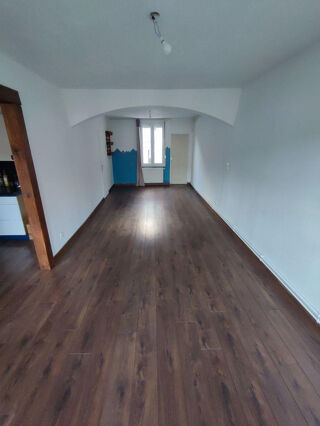  Appartement à louer 3 pièces 70 m²