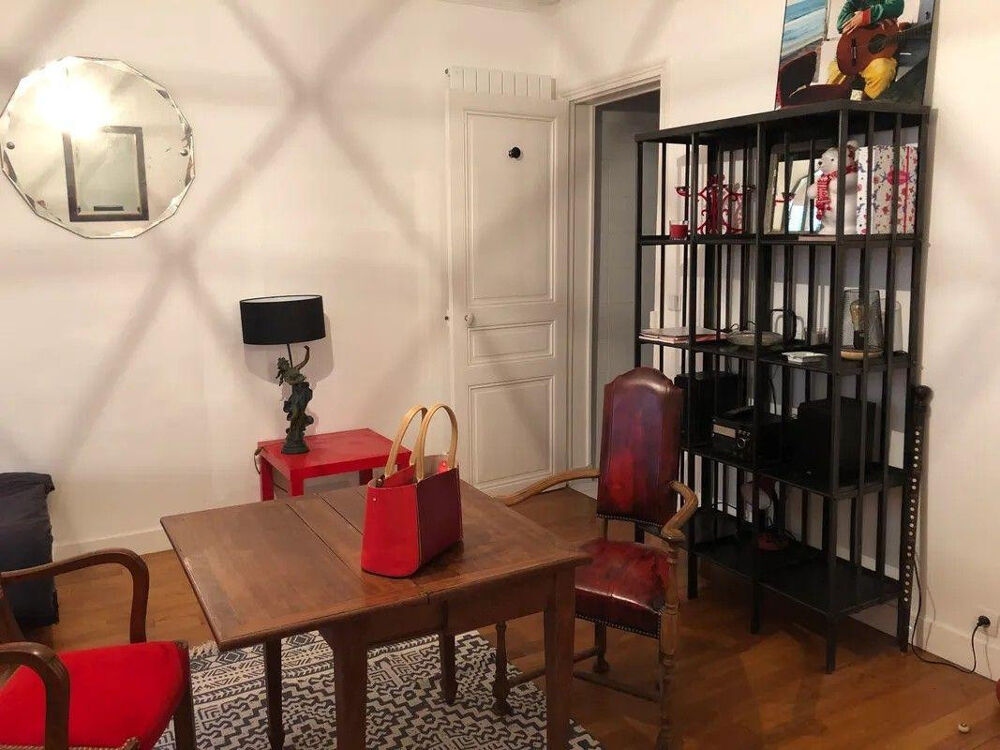 Location Appartement Superbe studio meublé 29m² en parfait état Paris 10