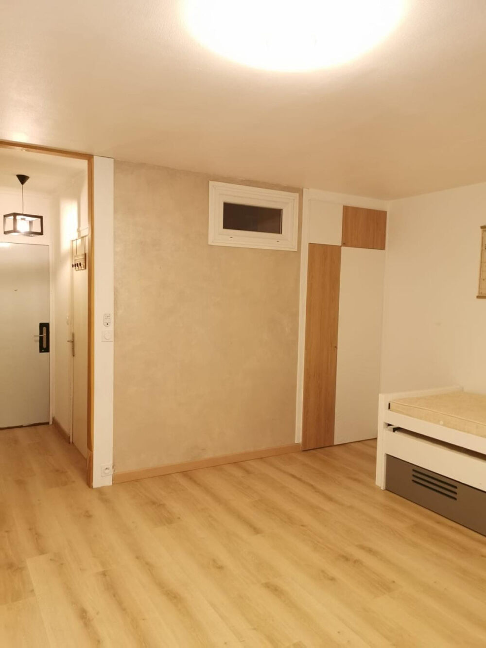 Location Appartement Studio  avec balcon  -  Chambray-lès-Tours Chambray-lès-tours