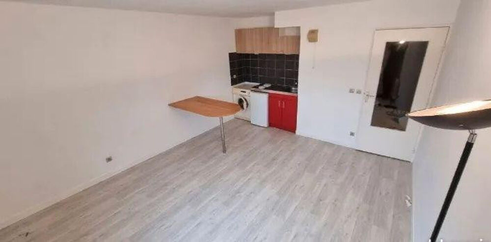 Location Appartement Studio 27m² au cœur de Poissy refait à neuf Poissy