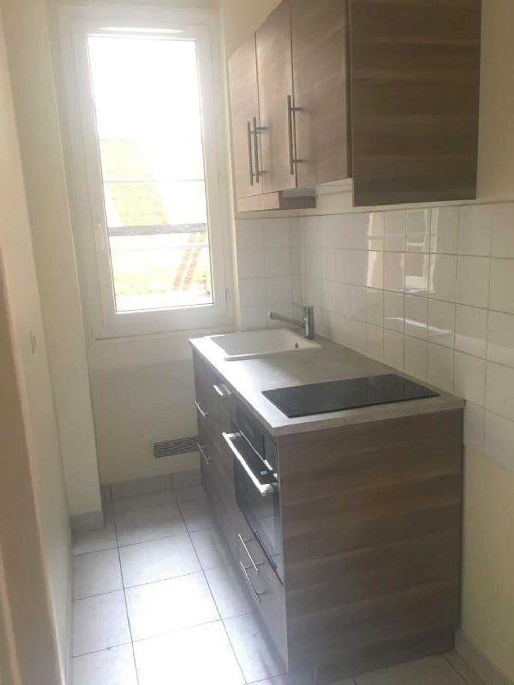 Location Appartement Beau 2 pièces sur cour à Paris 16ème Paris 16
