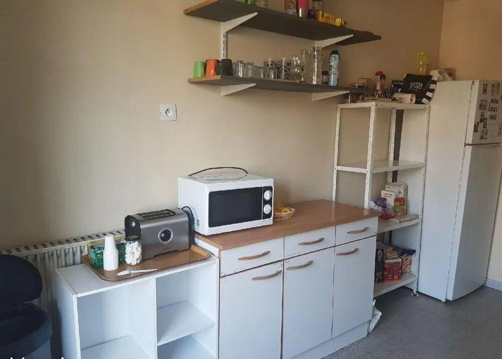 Location Appartement CHAMBRE MEUBLEE 16m² très calme Aix-en-provence