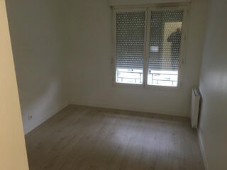  Appartement à louer 4 pièces 64 m²