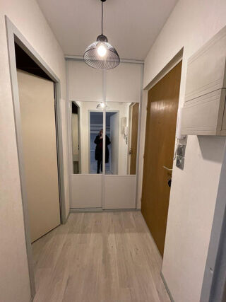  Appartement à louer 1 pièce 30 m²