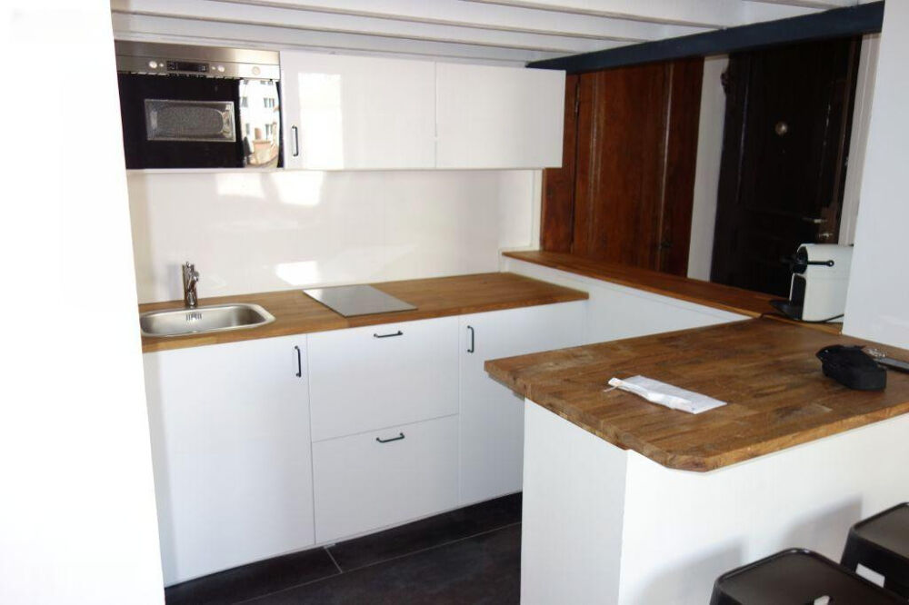 Location Appartement Beau studio meublé rénové 33m²  rue Masséna Lyon 6
