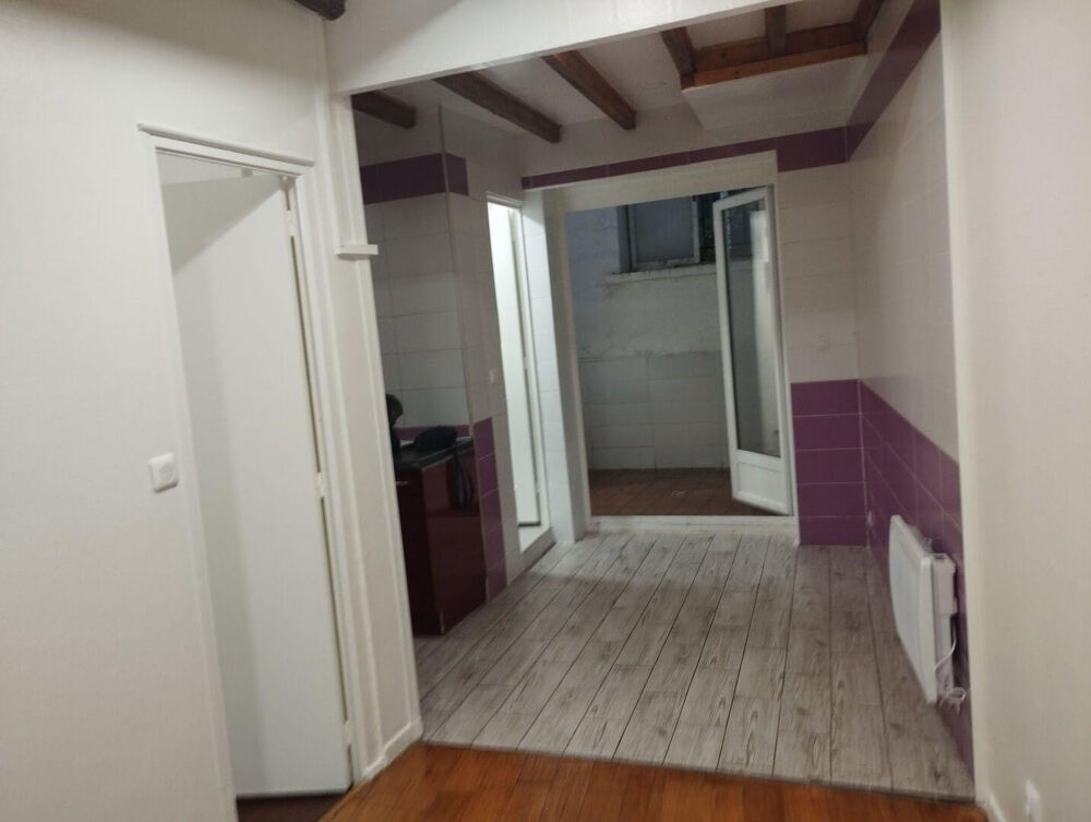 Location Appartement Beau 2P 30m² avec cour privative Paris 20