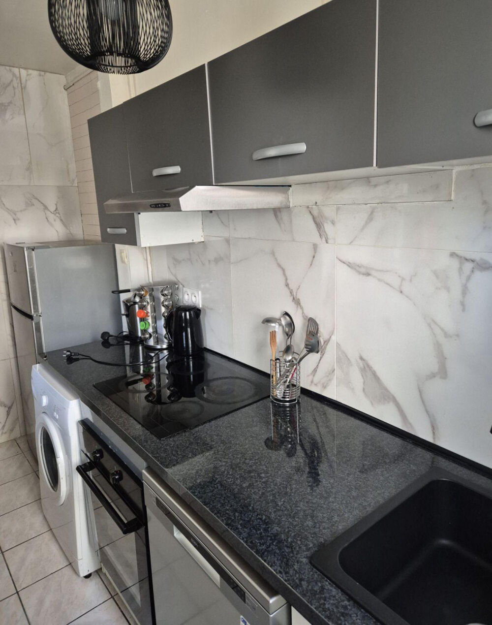 Location Appartement Beau T4 meublé 70m² entièrement rénové Grenoble