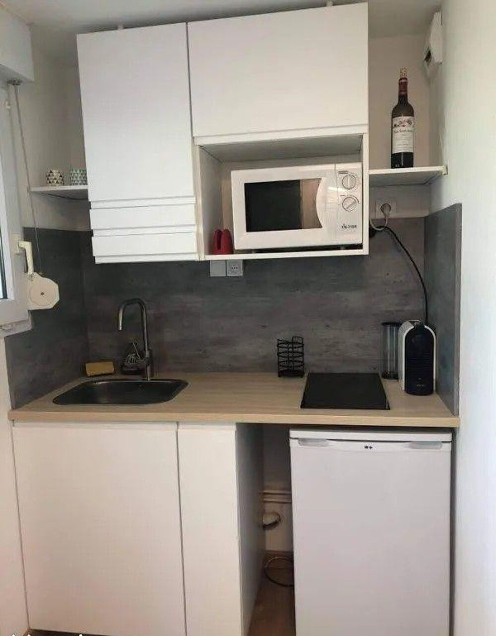 Location Appartement Beau studio meublé 18m² refait à neuf au calme Nantes