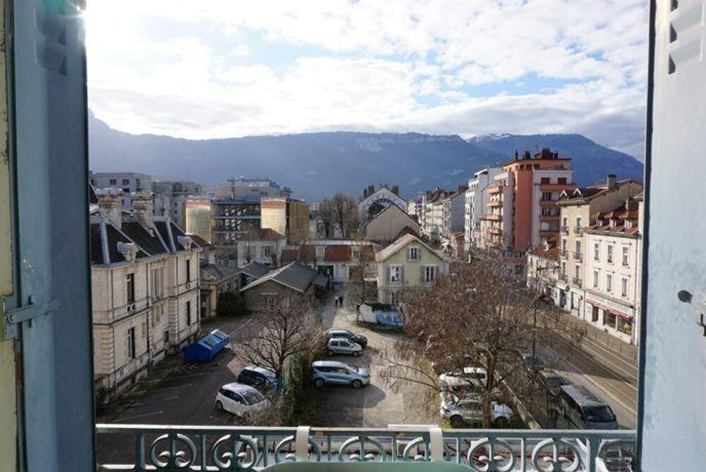 Location Appartement Beau T2 meublé 42m² rénové et clair Grenoble