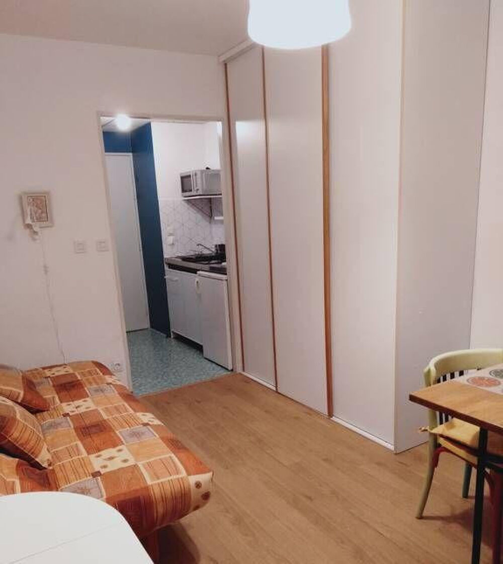 Location Appartement Beau studio 19 m² meublé et rénové à Nantes Nantes