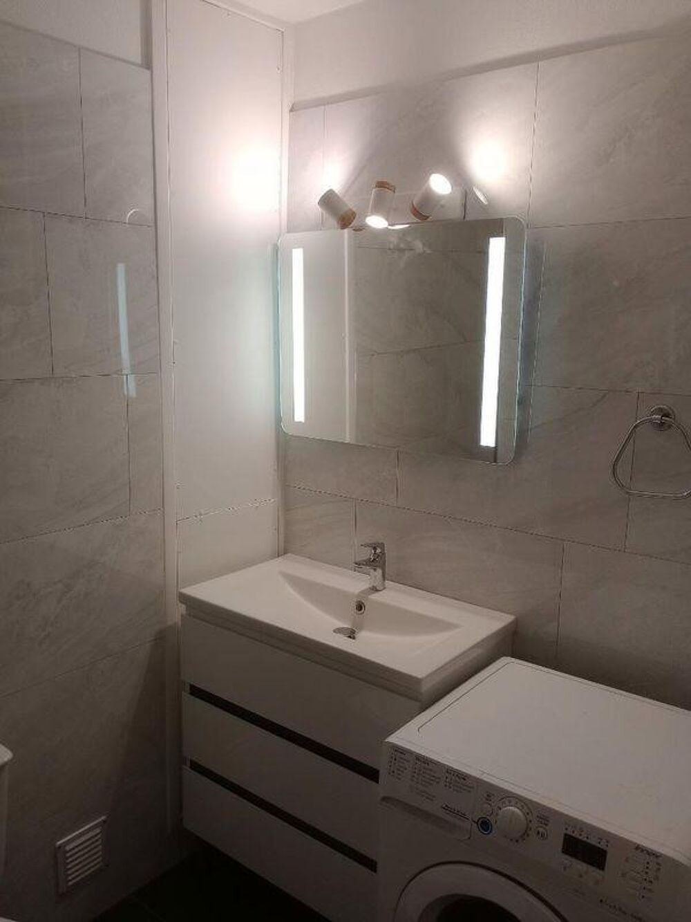 Location Appartement Loue F2 Esplanade Strasbourg