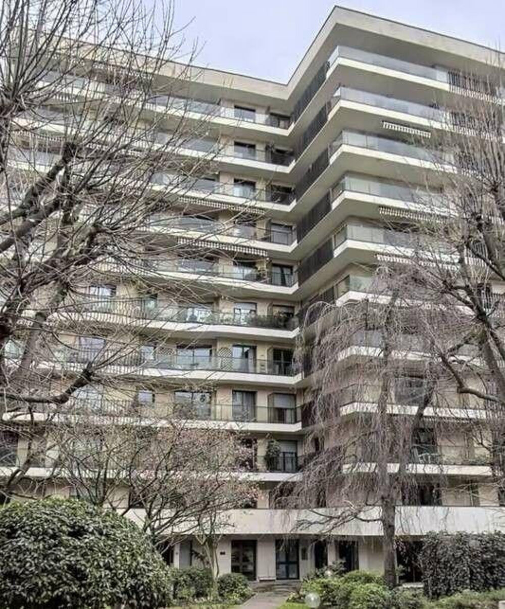 Location Appartement Beau studio meublé 30m² entièrement refait Paris 17
