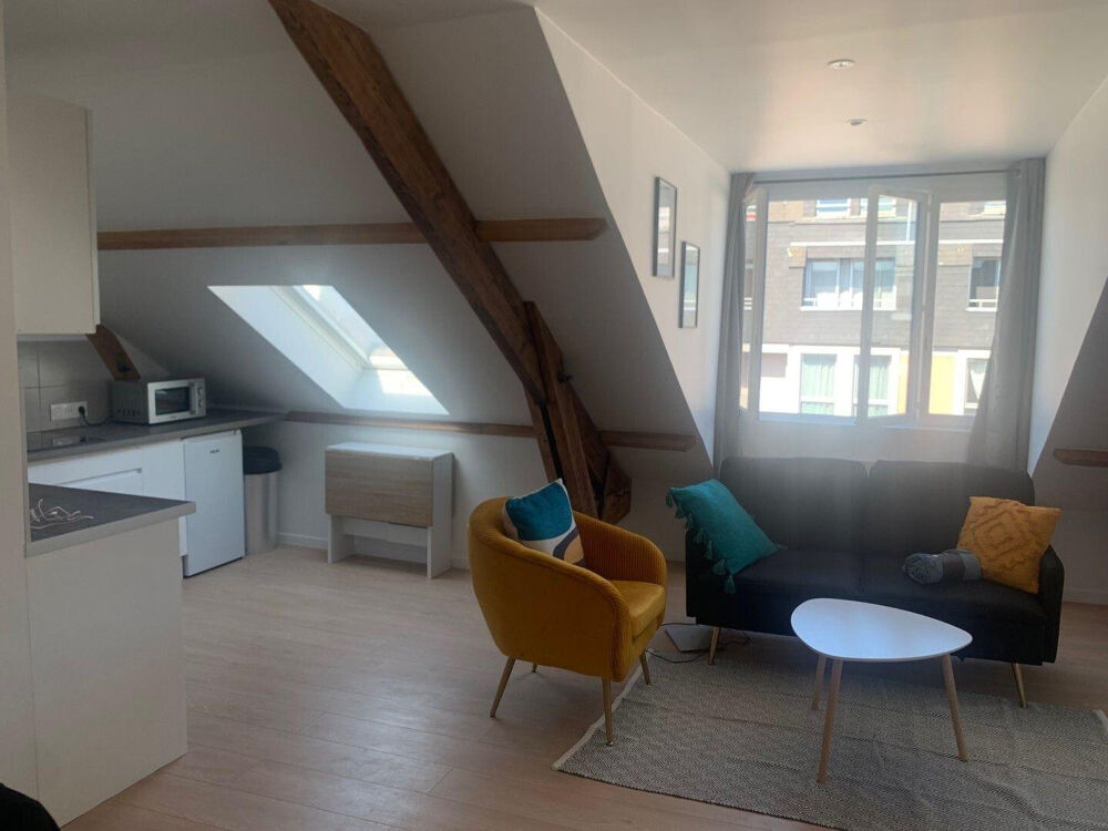 Location Appartement Beau studio entièrement meublé 22m² refait à neuf Lille
