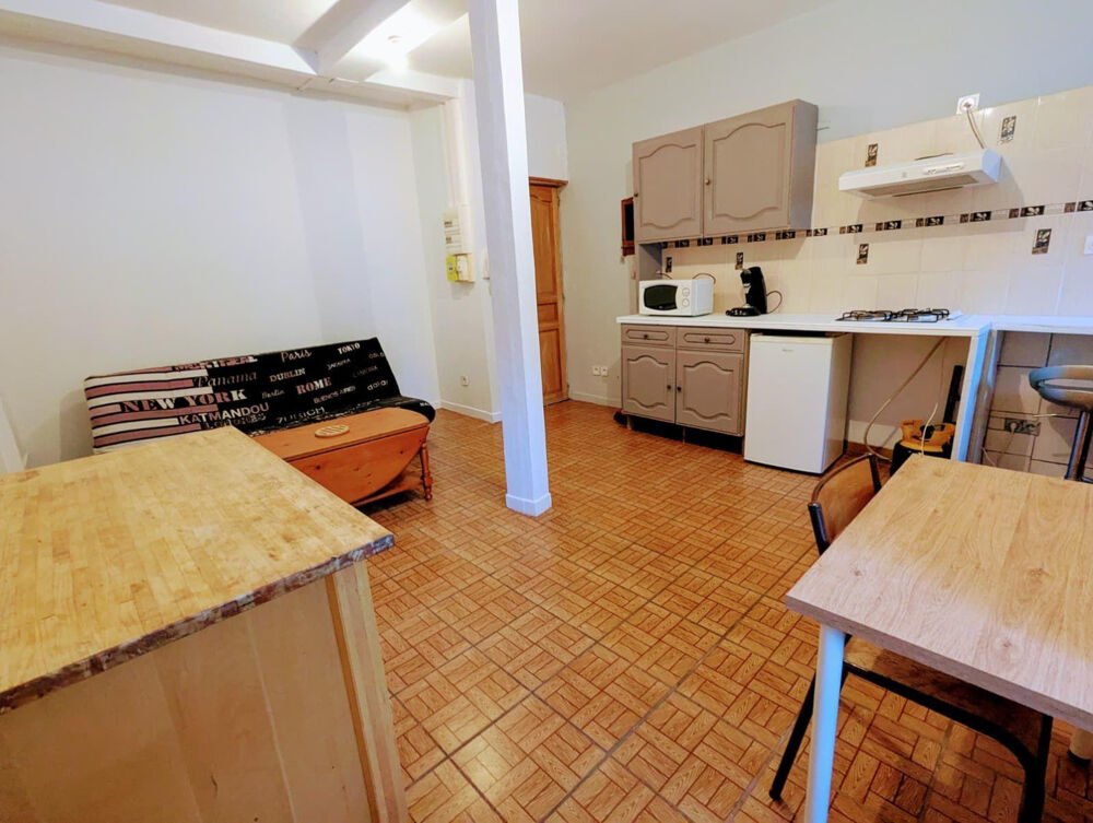 Location studio meublé 24 m² métro D Gare de Vaise