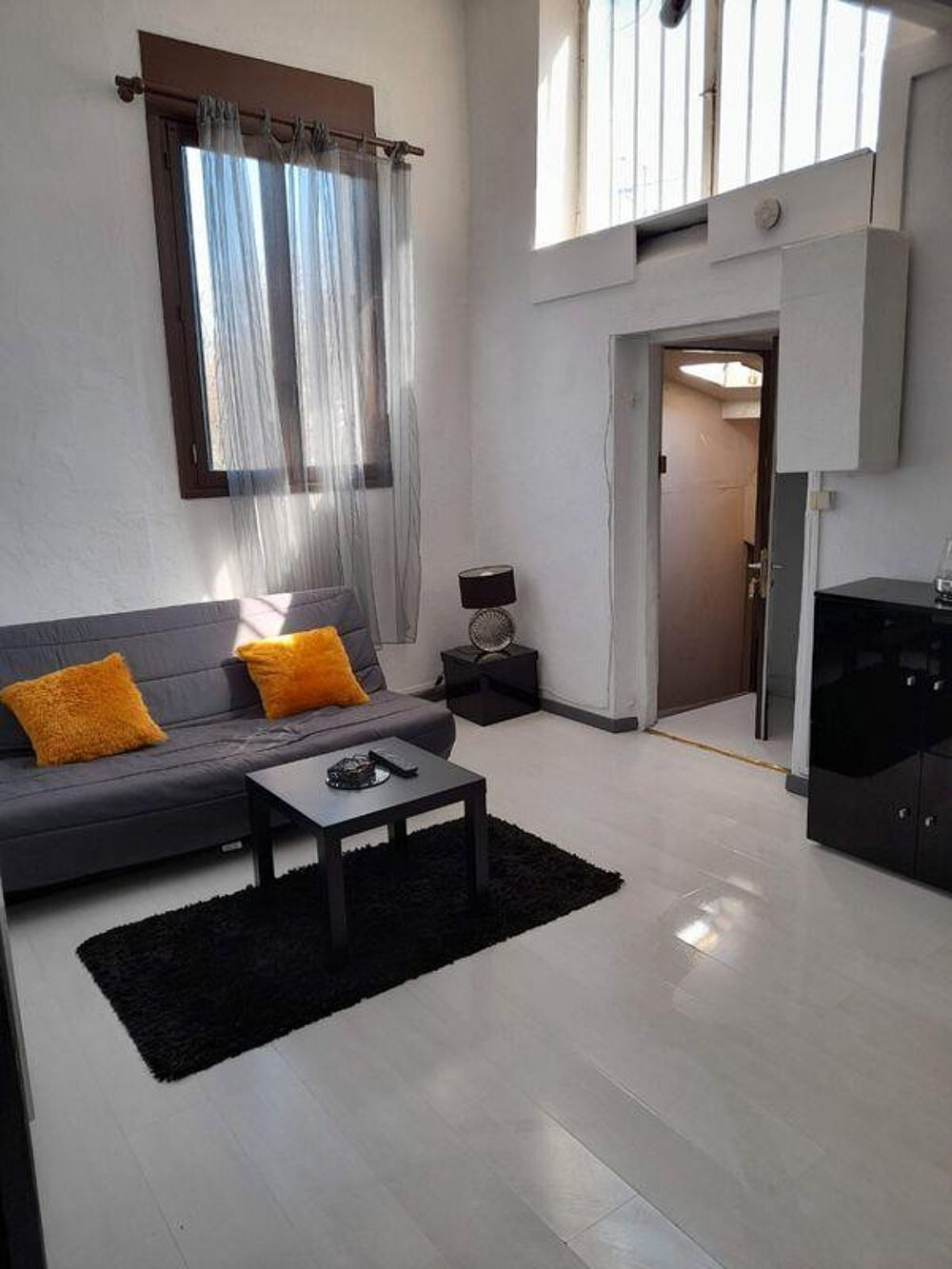 Location Appartement Beau T3/4 53m² hyper centre Grenoble Grenoble