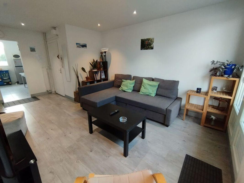 Location Appartement Beau T2 meublé 47m²  Balcon, Parking Nantes