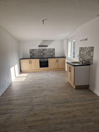  Appartement à louer 3 pièces 67 m²