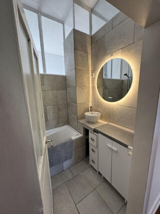  Appartement à louer 3 pièces 55 m²