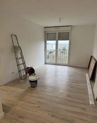  Appartement à louer 4 pièces 67 m²