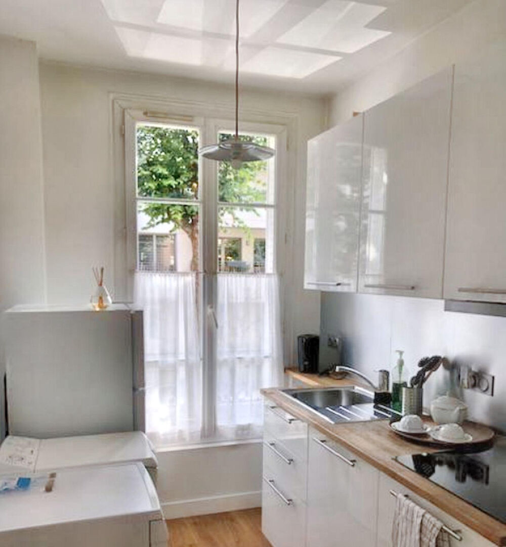 Location Appartement 2 pièces meublé dans un immeuble de charme Neuilly-sur-seine