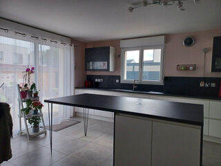  Maison à louer 5 pièces 140 m²