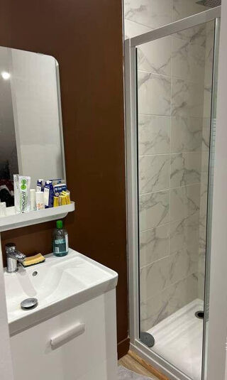  Appartement � louer 1 pi�ce 120 m�