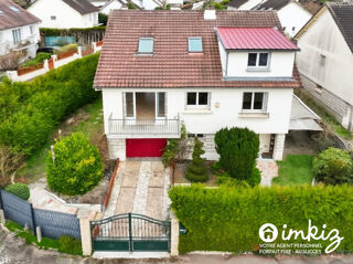 Maison 8 pièces 158 m² · à Saint-Arnoult-en-Yvelines · 158 m² · 329 000 €