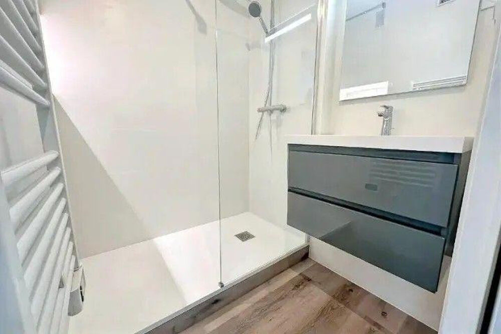 Location Appartement Beau T3 57m² rénové, lumineux avec parking et cave Nantes