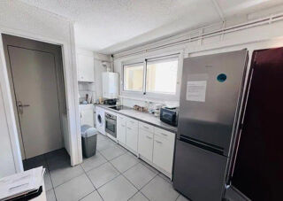  Appartement à louer 1 pièce 75 m²