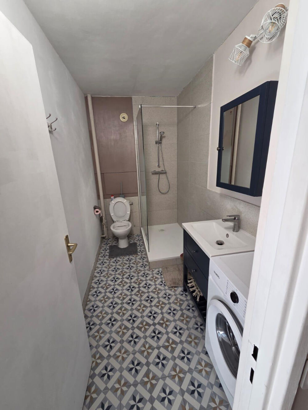 Location Appartement F2 meublé rénové entièrement sécurisé et parking Nancy