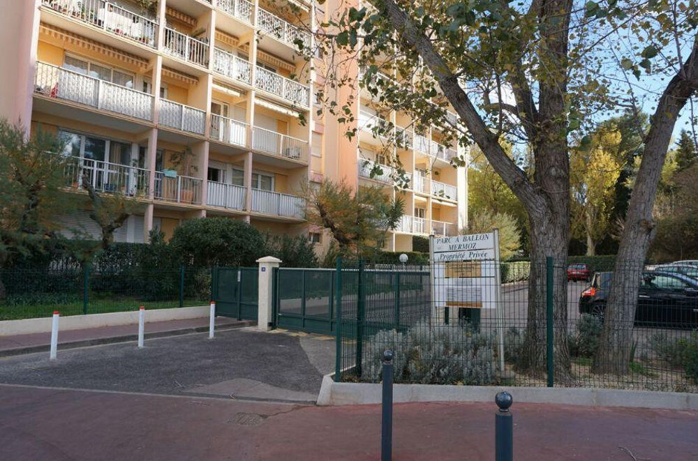 Location Appartement Grand studio, parking, cave, balcon Montpellier