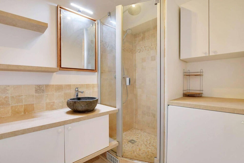 Location Appartement Beau 2P meublé refait à neuf Convention Paris 15