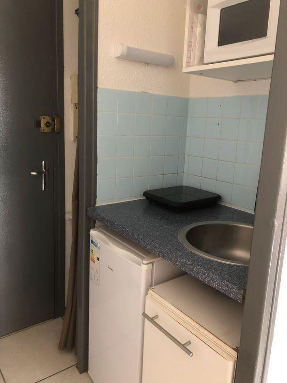 Location Appartement Beau studio meublé 15m²  Rangueil proche fac Toulouse
