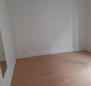  Appartement à louer 2 pièces 28 m²