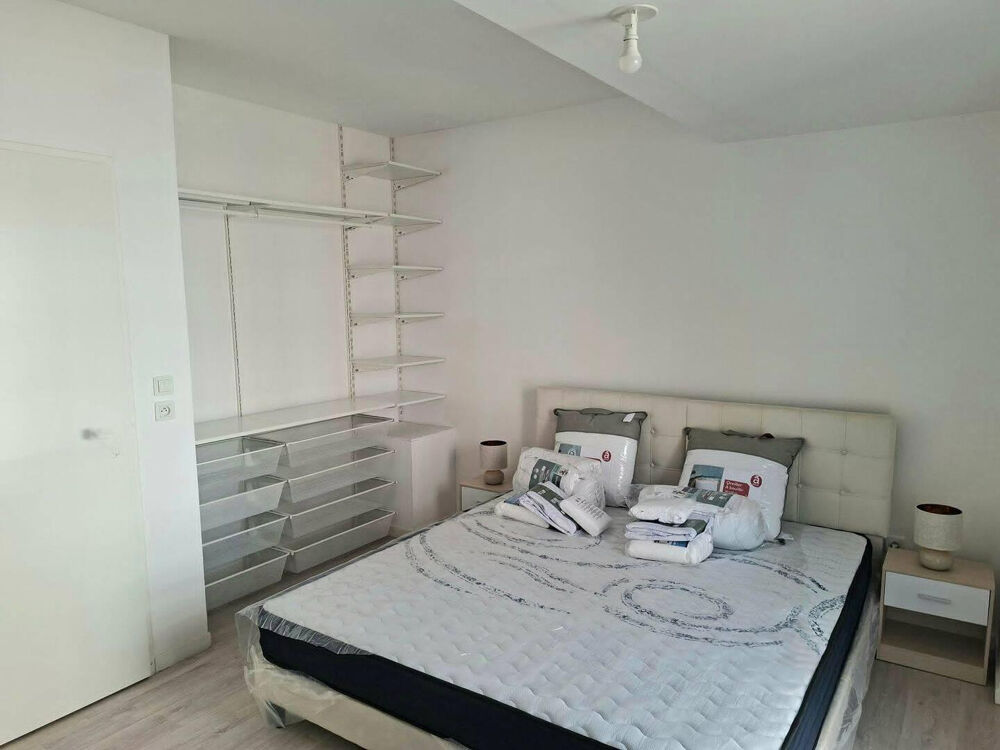 Location Appartement Beau duplex meublé 75 m² avec jardin et parking Lille