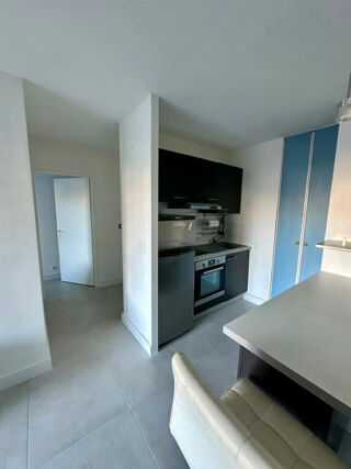  Appartement à louer 1 pièce 36 m²