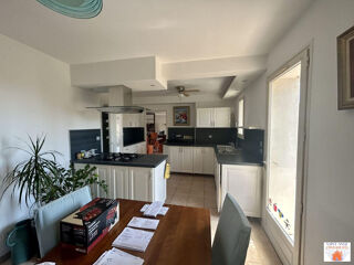  Maison � louer 5 pi�ces 200 m�